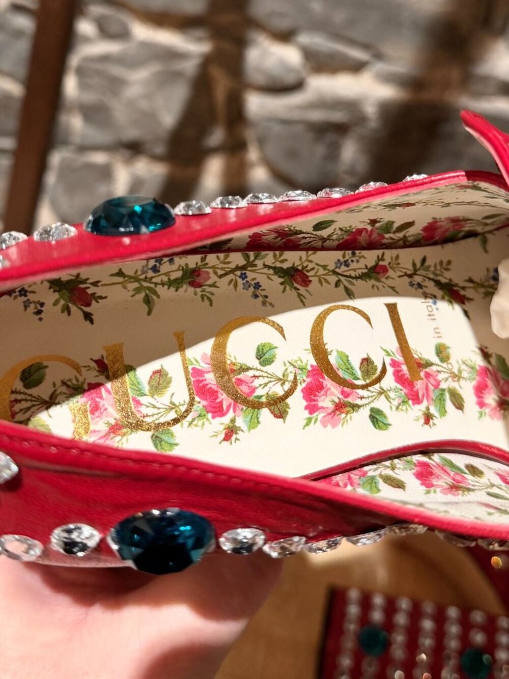 Gucci 2018 Red Leather Amilna Crystal Embellished Platform Pumps - Picture 10 of 12